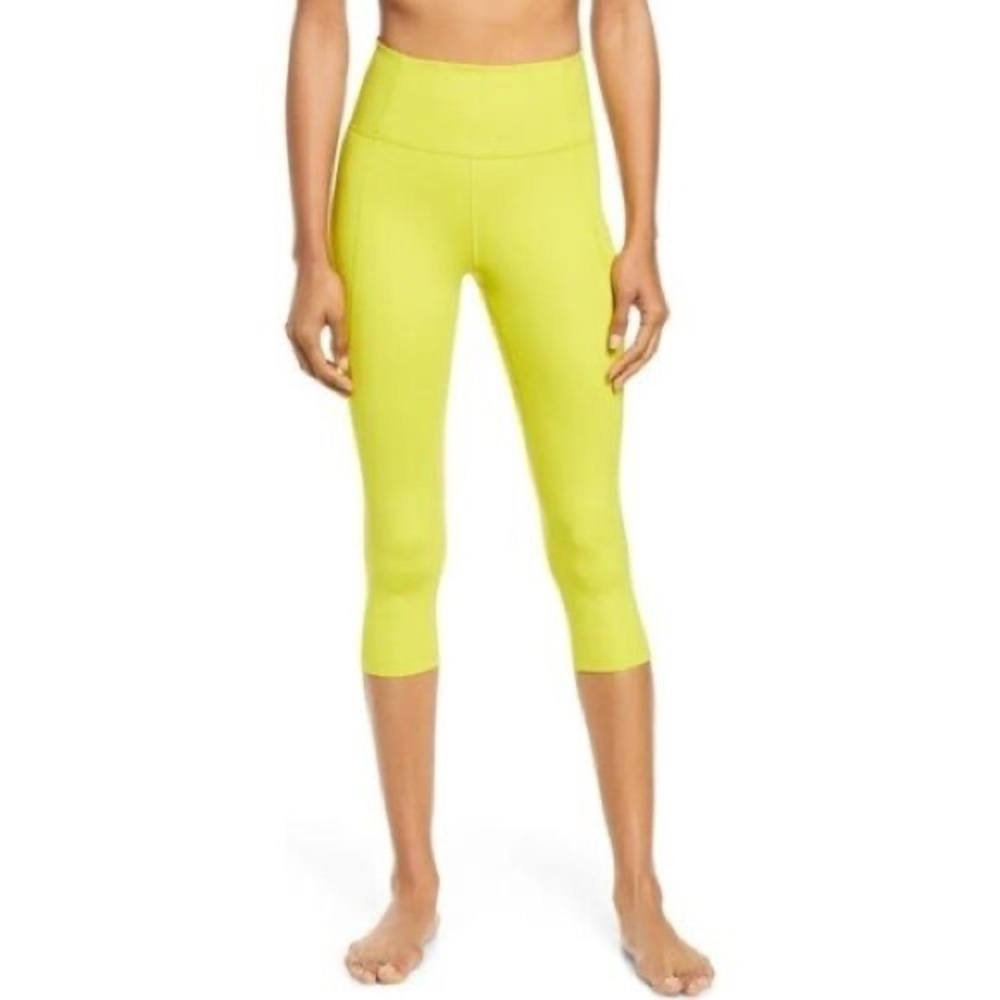 NEW Girlfriend Collective - Chartreuse Crop Leggings